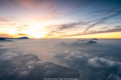 Besonders schön wirkt die Wolkenbildung über dem See - ©Christiane Dreher